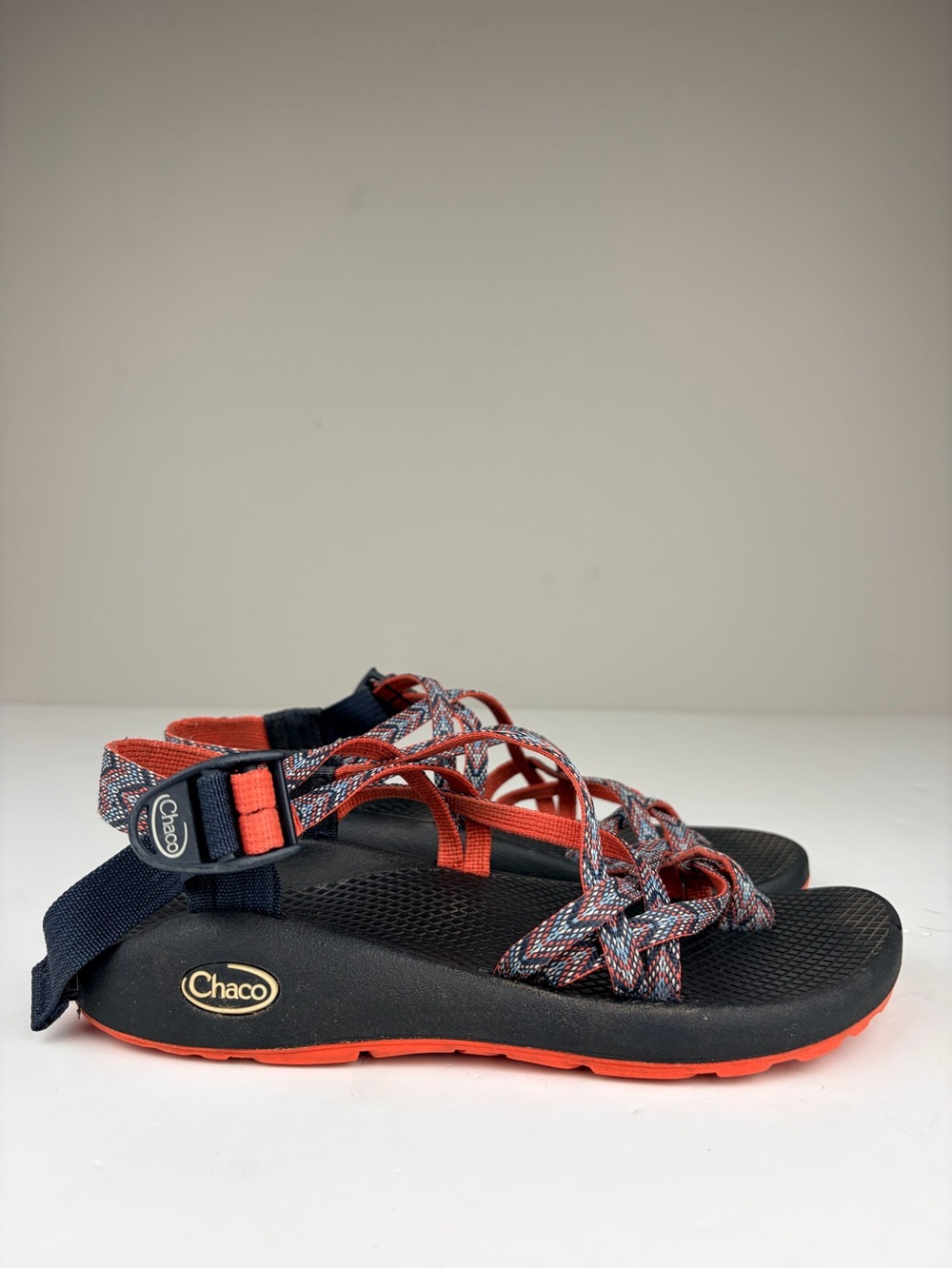 Chaco ZX/2 Classic Women’s 7 Sport Sandals Navy Coral Toe Loop Hiking Outdoor